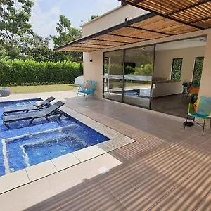  Villa Colores
